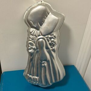 Vintage Holly Hobbie Wilton Cake Pan Baking Tin 1975